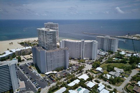 Casa en venta en Fort Lauderdale, Florida, 3 dormitorios, 150.5 m2 № 2189874 - foto 4