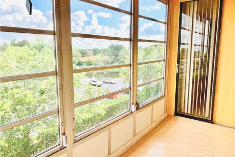 Copropriété à vendre à North Lauderdale, Floride: 1 chambre, 75.25 m2 № 1979391 - photo 7