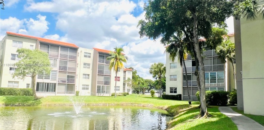 Condo à North Lauderdale, Floride, 1 chambre № 1979391
