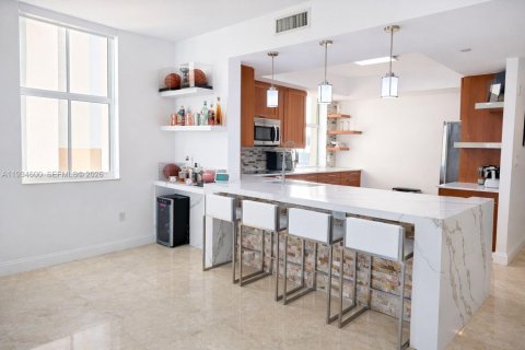 Купить кондоминиум в Авентура, Флорида 2 спальни, 160.72м2, № 1997626 - фото 6