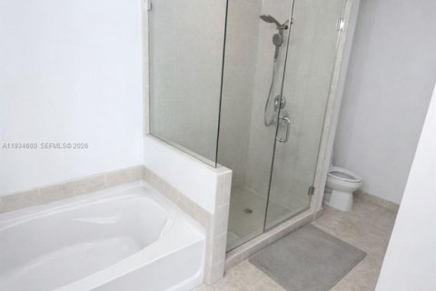 Купить кондоминиум в Авентура, Флорида 2 спальни, 160.72м2, № 1997626 - фото 13