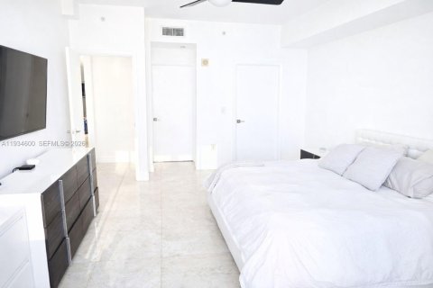 Купить кондоминиум в Авентура, Флорида 2 спальни, 160.72м2, № 1997626 - фото 9