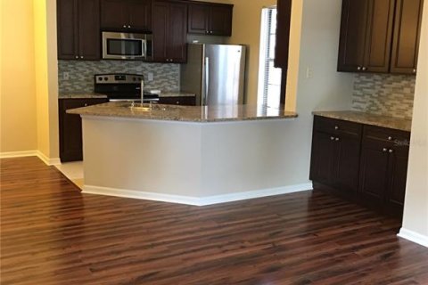 Adosado en alquiler en Kissimmee, Florida, 2 dormitorios, 129.13 m2 № 2092173 - foto 4