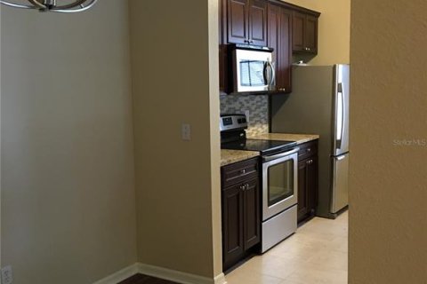 Adosado en alquiler en Kissimmee, Florida, 2 dormitorios, 129.13 m2 № 2092173 - foto 8