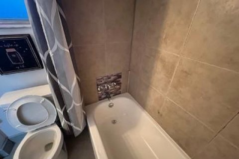 Condo in Deerfield Beach, Florida, 1 bedroom № 2252216 - photo 8