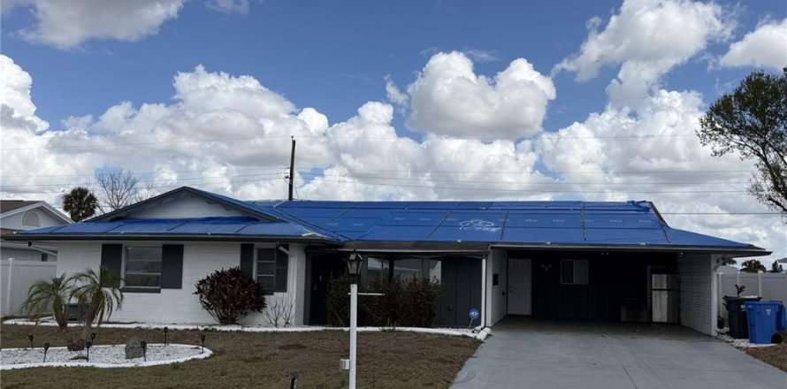 Villa ou maison à Sun City Center, Floride 2 chambres, 142.42 m2 № 2390850