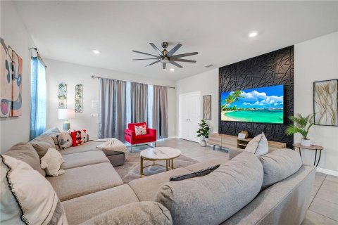 Casa en venta en Davenport, Florida, 6 dormitorios, 289.2 m2 № 2205313 - foto 27