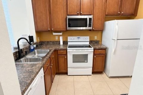 Touwnhouse à vendre à Sanford, Floride: 3 chambres, 130.9 m2 № 2389191 - photo 7