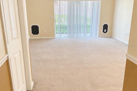 Touwnhouse à vendre à Sanford, Floride: 3 chambres, 130.9 m2 № 2389191 - photo 12