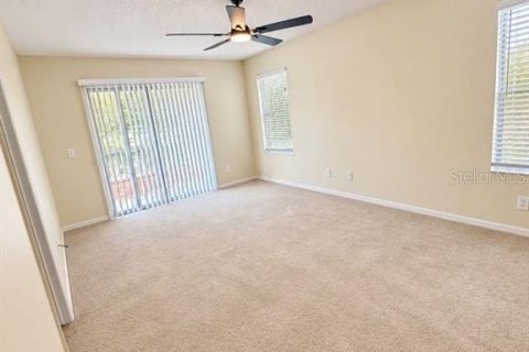 Touwnhouse à vendre à Sanford, Floride: 3 chambres, 130.9 m2 № 2389191 - photo 14