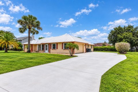 Villa ou maison à Port St. Lucie, Floride 3 chambres, 191.38 m2 № 2357783