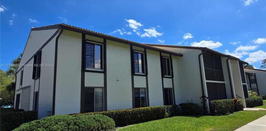 Condo in Palm City, Florida, 3 bedrooms  № 1698212