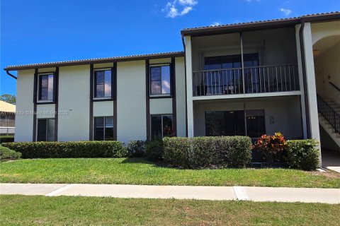 Condo in Palm City, Florida, 3 bedrooms  № 1698212 - photo 2
