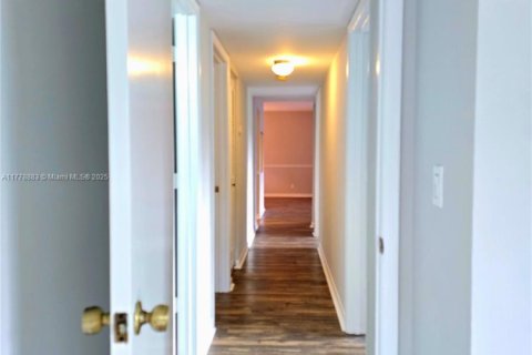 Condo in Palm City, Florida, 3 bedrooms  № 1698212 - photo 27