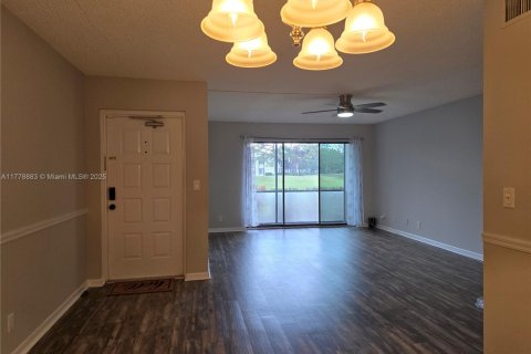 Condo in Palm City, Florida, 3 bedrooms  № 1698212 - photo 6