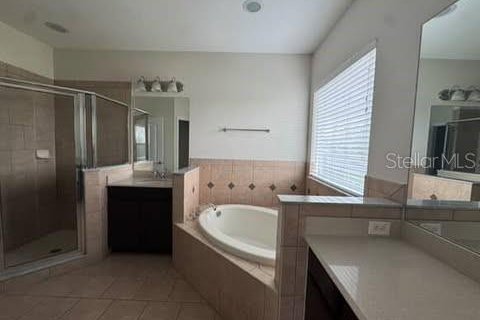 Villa ou maison à louer à Wesley Chapel, Floride: 4 chambres, 249.72 m2 № 1773086 - photo 18