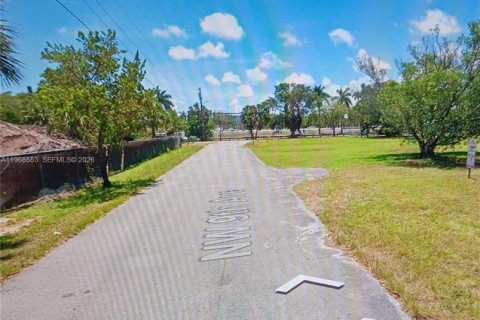 Land in Pompano Beach, Florida № 2031600 - photo 5