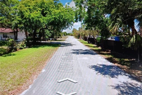 Land in Pompano Beach, Florida № 2031600 - photo 7