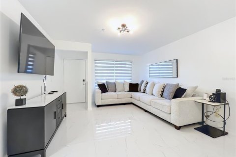 Copropriété à vendre à Oviedo, Floride: 2 chambres, 90.58 m2 № 2317339 - photo 6