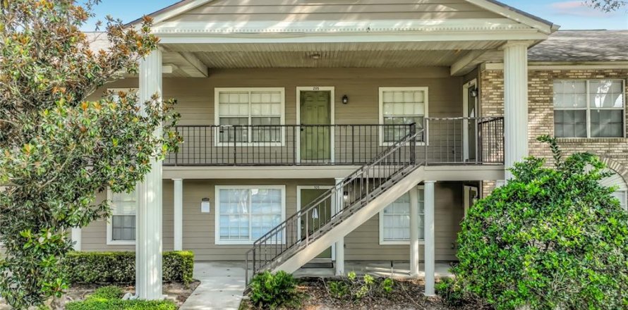 Condo à Oviedo, Floride, 2 chambres  № 2317339