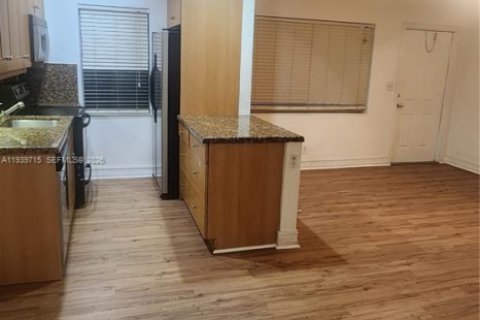 Купить кондоминиум в Форт-Лодердейл, Флорида 1 спальня, 54.35м2, № 1997040 - фото 21