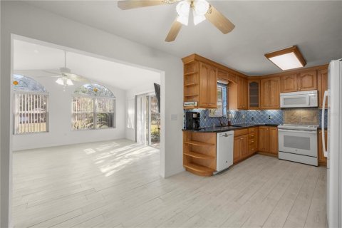 Casa en venta en Alachua, Florida, 4 dormitorios, 215.9 m2 № 2141246 - foto 16