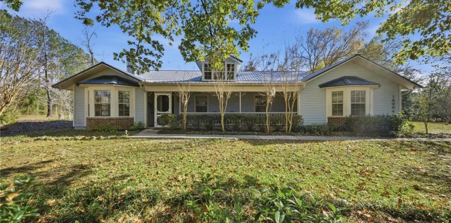 Casa en Alachua, Florida 4 dormitorios, 215.9 m2 № 2141246