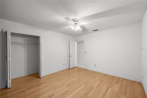 Casa en venta en Alachua, Florida, 4 dormitorios, 215.9 m2 № 2141246 - foto 30