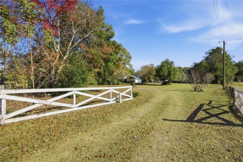 Casa en venta en Alachua, Florida, 4 dormitorios, 215.9 m2 № 2141246 - foto 3