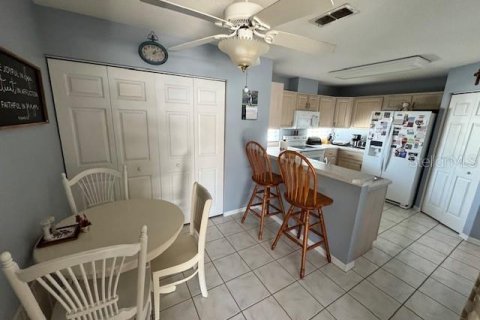 House in Ocala, Florida 3 bedrooms, 155.8 sq.m. № 2142797 - photo 11