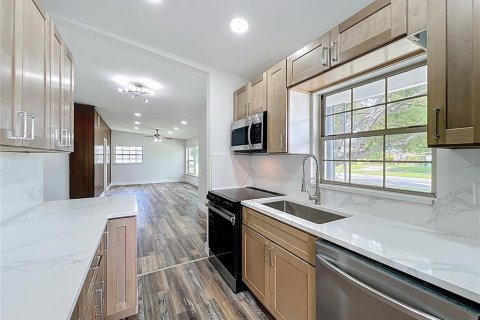 Villa ou maison à vendre à Orlando, Floride: 3 chambres, 108.32 m2 № 1803741 - photo 4