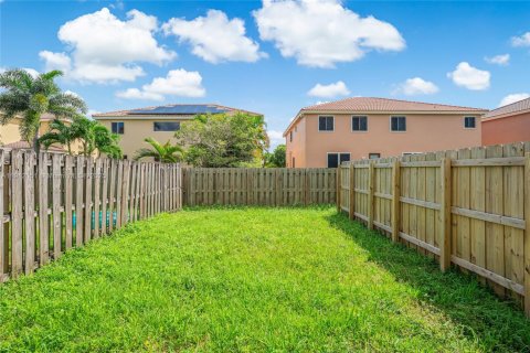 Adosado en alquiler en Miami Gardens, Florida, 3 dormitorios, 131.64 m2 № 1969075 - foto 24