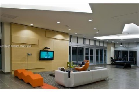 Copropriété à vendre à Miami, Floride: 2 chambres, 102.94 m2 № 1735990 - photo 28