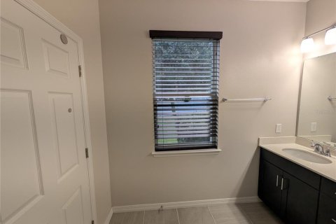 House in DeLand, Florida 3 bedrooms, 166.11 sq.m. № 2238223 - photo 23