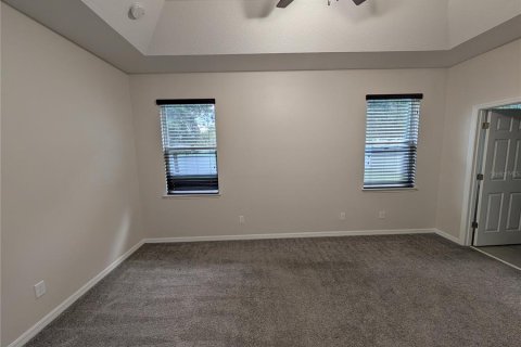 House in DeLand, Florida 3 bedrooms, 166.11 sq.m. № 2238223 - photo 18