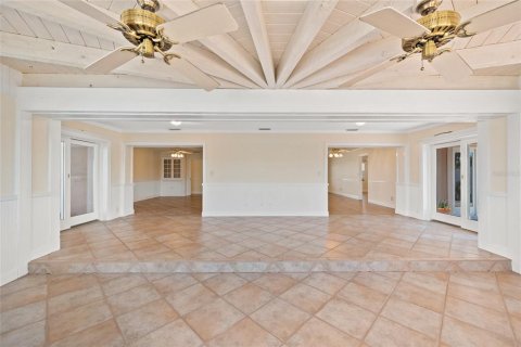 Villa ou maison à vendre à Saint Petersburg, Floride: 3 chambres, 204.94 m2 № 1916257 - photo 13