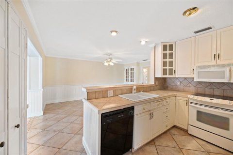 Villa ou maison à vendre à Saint Petersburg, Floride: 3 chambres, 204.94 m2 № 1916257 - photo 21