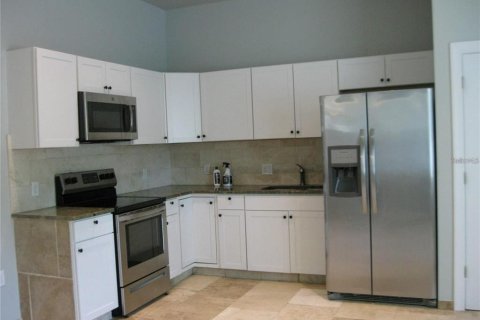 Villa ou maison à louer à Sarasota, Floride: 1 chambre, 55.74 m2 № 2148813 - photo 2