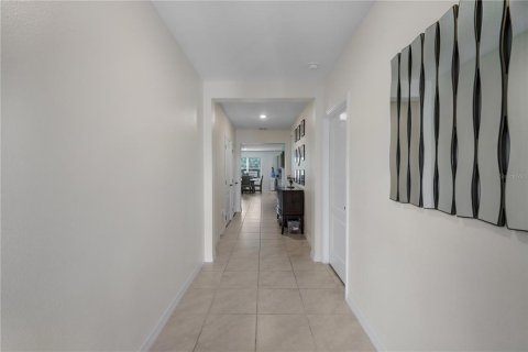 House in Mount Dora, Florida 4 bedrooms, 253.16 sq.m. № 1760329 - photo 7