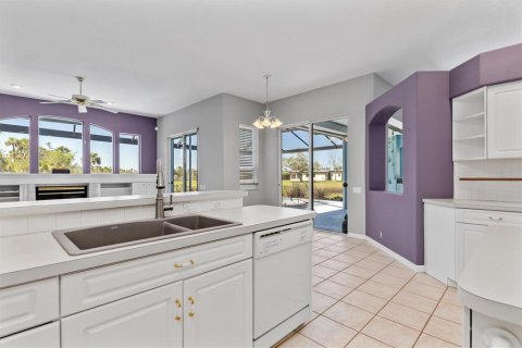 House in North Port, Florida 3 bedrooms, 222.69 sq.m. № 1572618 - photo 17