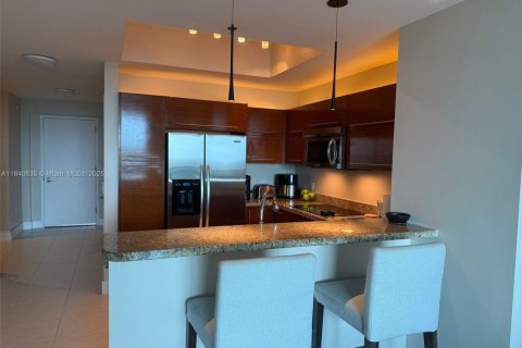 Condo in Sunrise, Florida, 1 bedroom  № 1843986 - photo 6