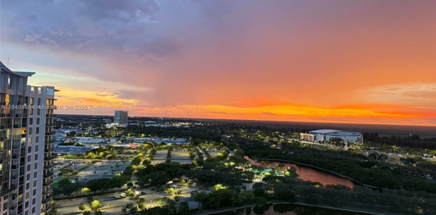 Condo in Sunrise, Florida, 1 bedroom  № 1843986
