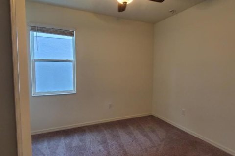 Villa ou maison à vendre à Sanford, Floride: 4 chambres, 220.64 m2 № 2219717 - photo 23