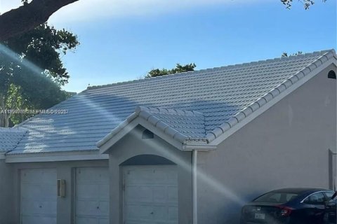 Снять в аренду кондоминиум в Окленд-Парк, Флорида 1 спальня, 73.02м2, № 1988029 - фото 15