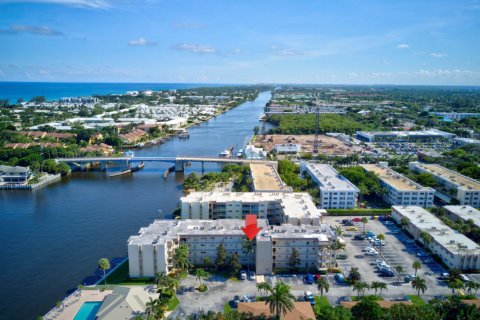 Copropriété à louer à Boynton Beach, Floride: 2 chambres, 92.16 m2 № 1116637 - photo 1