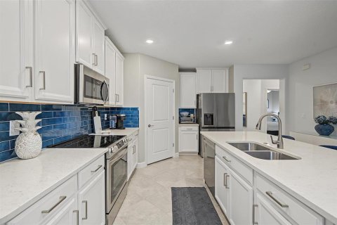 Villa ou maison à vendre à San Antonio, Floride: 2 chambres, 130.53 m2 № 2411495 - photo 8