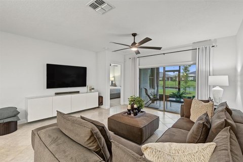 Villa ou maison à vendre à San Antonio, Floride: 2 chambres, 130.53 m2 № 2411495 - photo 15