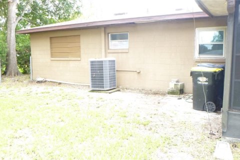 House in Auburndale, Florida 3 bedrooms, 117.06 sq.m. № 1808776 - photo 9