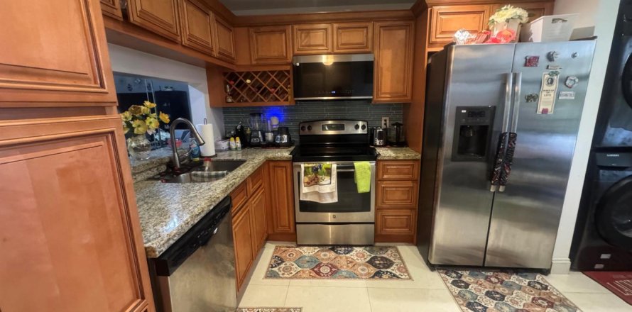 Condo à Lauderhill, Floride, 2 chambres  № 2254517