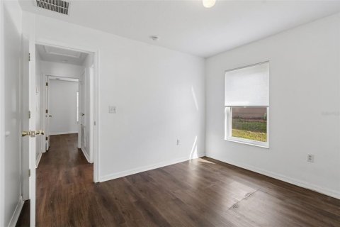 Villa ou maison à vendre à Zephyrhills, Floride: 4 chambres, 145.3 m2 № 2231731 - photo 19